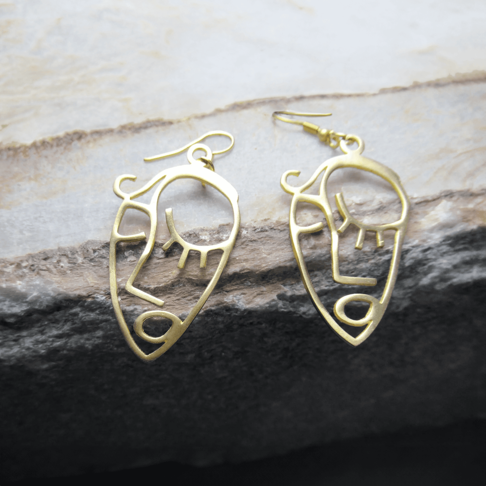 Twins Silhouette Hollow Out Face Dangle Hook Earrings - Image 2